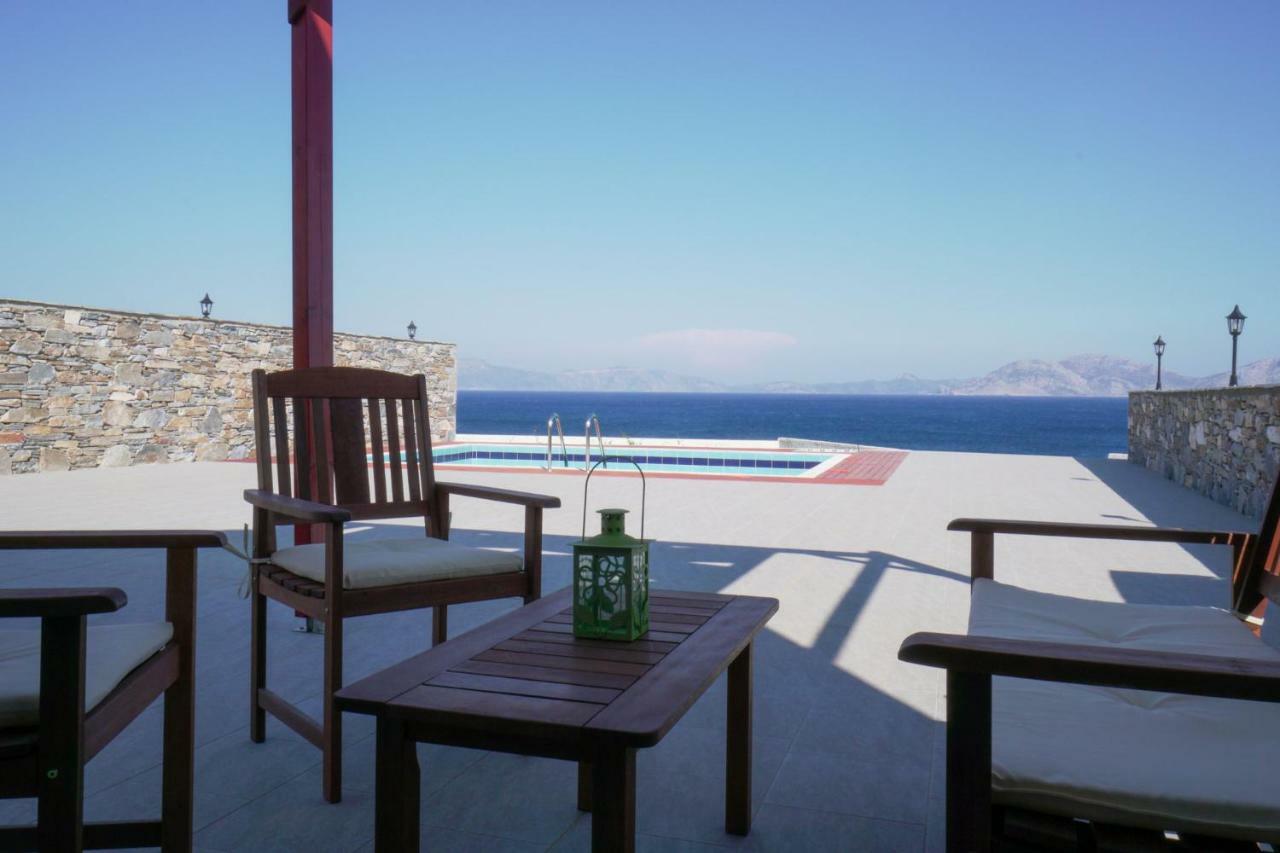 Anefanti Villas Ágios Kírykos エクステリア 写真