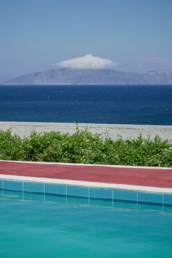 Anefanti Villas Ágios Kírykos エクステリア 写真