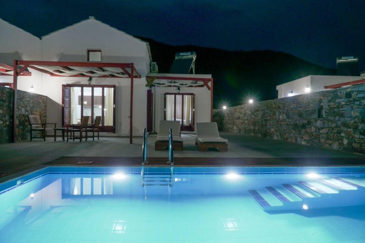 Anefanti Villas Ágios Kírykos エクステリア 写真
